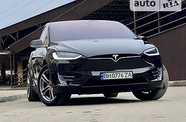 Позашляховик / Кросовер Tesla Model X 2016 в Одесі