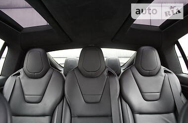 Внедорожник / Кроссовер Tesla Model X 2016 в 