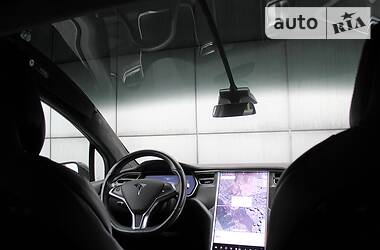 Внедорожник / Кроссовер Tesla Model X 2016 в 