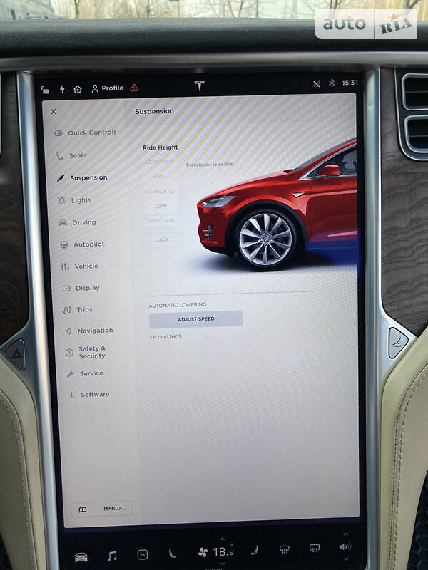 Позашляховик / Кросовер Tesla Model X 2016 в Києві