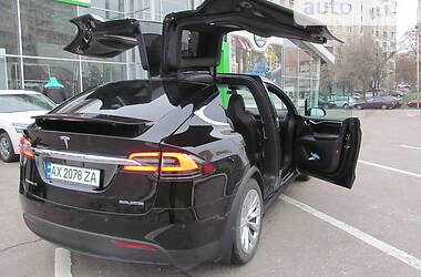 Внедорожник / Кроссовер Tesla Model X 2018 в Харькове