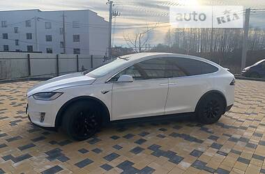 Внедорожник / Кроссовер Tesla Model X 2019 в Киеве