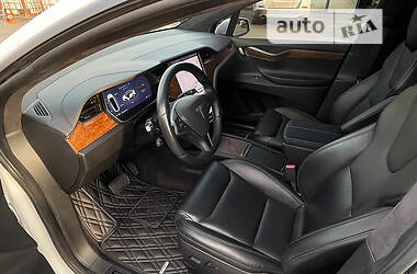 Внедорожник / Кроссовер Tesla Model X 2020 в 