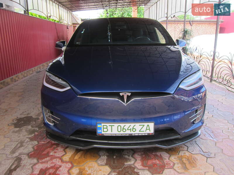 Внедорожник / Кроссовер Tesla Model X 2018 в Херсоне фото 26 Внедорожник / Кроссовер Tesla Model X 2018 в Херсоне