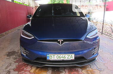 Позашляховик / Кросовер Tesla Model X 2018 в Херсоні