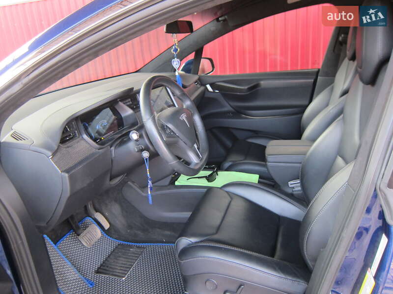 Внедорожник / Кроссовер Tesla Model X 2018 в Херсоне фото 38 Внедорожник / Кроссовер Tesla Model X 2018 в Херсоне