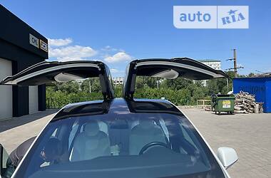 Внедорожник / Кроссовер Tesla Model X 2020 в Киеве