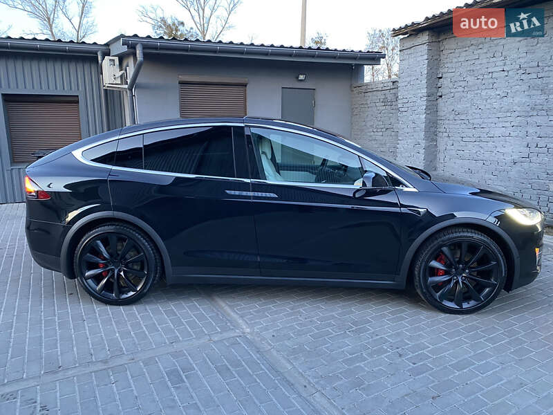 Внедорожник / Кроссовер Tesla Model X 2018 в Харькове
