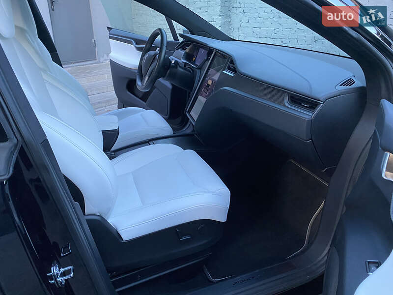Внедорожник / Кроссовер Tesla Model X 2018 в Харькове
