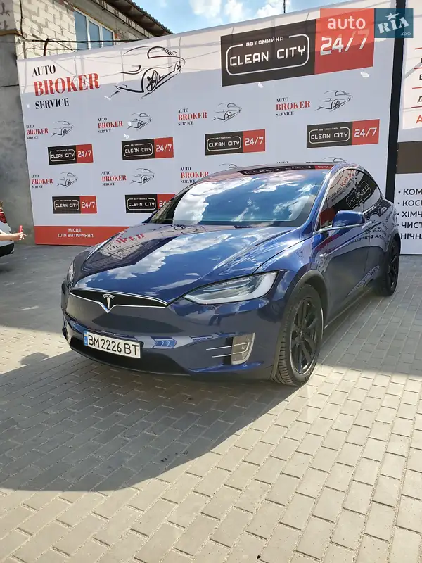 Tesla Model X 2018