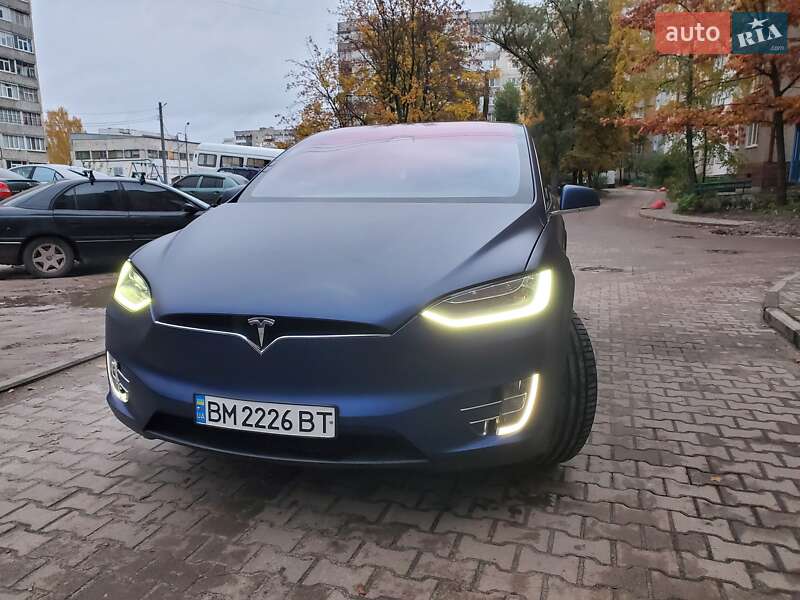 Позашляховик / Кросовер Tesla Model X 2018 в Сумах