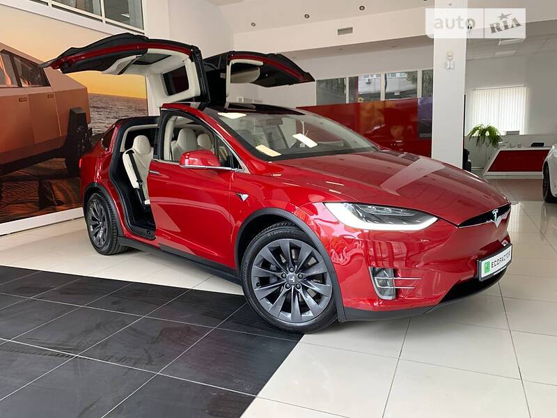 Позашляховик / Кросовер Tesla Model X 2018 в Одесі