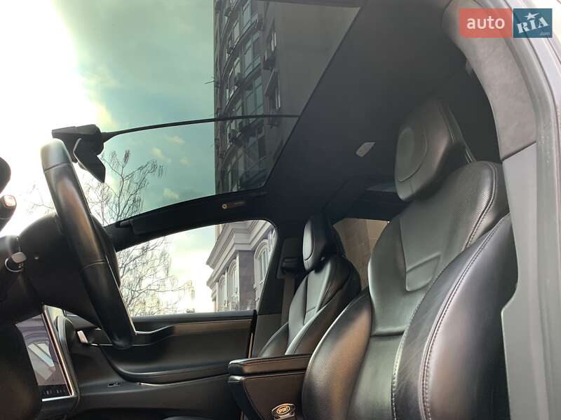 Внедорожник / Кроссовер Tesla Model X 2016 в Киеве фото 11 Внедорожник / Кроссовер Tesla Model X 2016 в Киеве