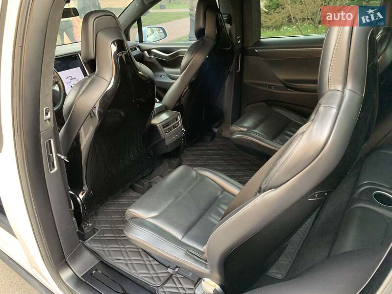 Внедорожник / Кроссовер Tesla Model X 2016 в Киеве фото 12 Внедорожник / Кроссовер Tesla Model X 2016 в Киеве