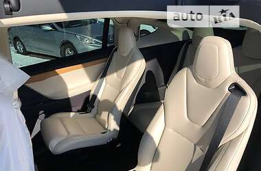 Внедорожник / Кроссовер Tesla Model X 2018 в 