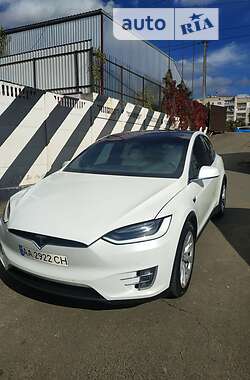 Внедорожник / Кроссовер Tesla Model X 2019 в Киеве