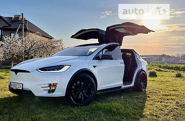 Позашляховик / Кросовер Tesla Model X 2018 в Одесі