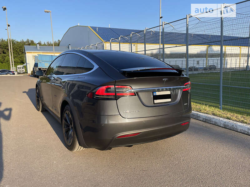 Внедорожник / Кроссовер Tesla Model X 2017 в Киеве фото 7 Внедорожник / Кроссовер Tesla Model X 2017 в Киеве