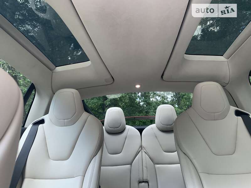 Позашляховик / Кросовер Tesla Model X 2018 в Києві