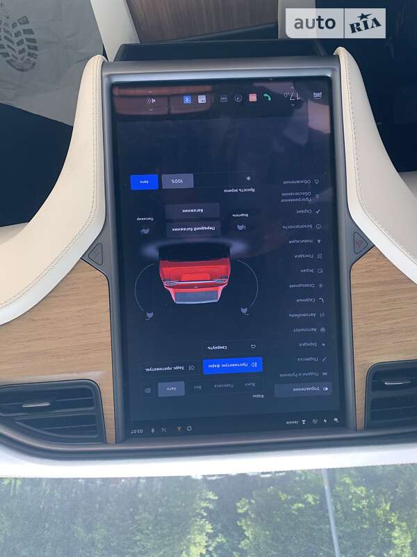 Позашляховик / Кросовер Tesla Model X 2018 в Києві