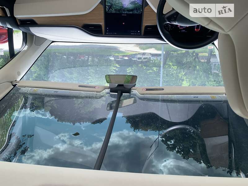 Позашляховик / Кросовер Tesla Model X 2018 в Києві