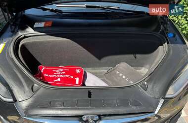 Внедорожник / Кроссовер Tesla Model X 2016 в Харькове