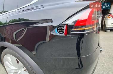 Внедорожник / Кроссовер Tesla Model X 2019 в 