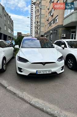 Внедорожник / Кроссовер Tesla Model X 2020 в 
