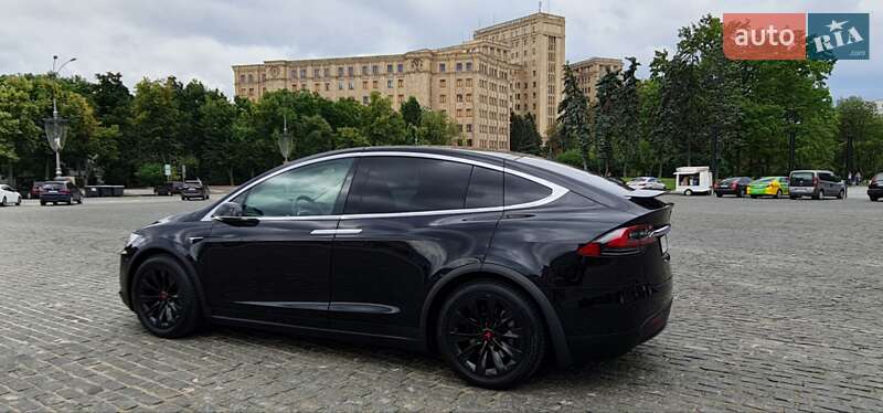 Внедорожник / Кроссовер Tesla Model X 2017 в Харькове