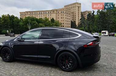 Внедорожник / Кроссовер Tesla Model X 2017 в 