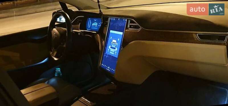 Внедорожник / Кроссовер Tesla Model X 2017 в Харькове