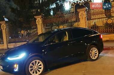 Внедорожник / Кроссовер Tesla Model X 2017 в 