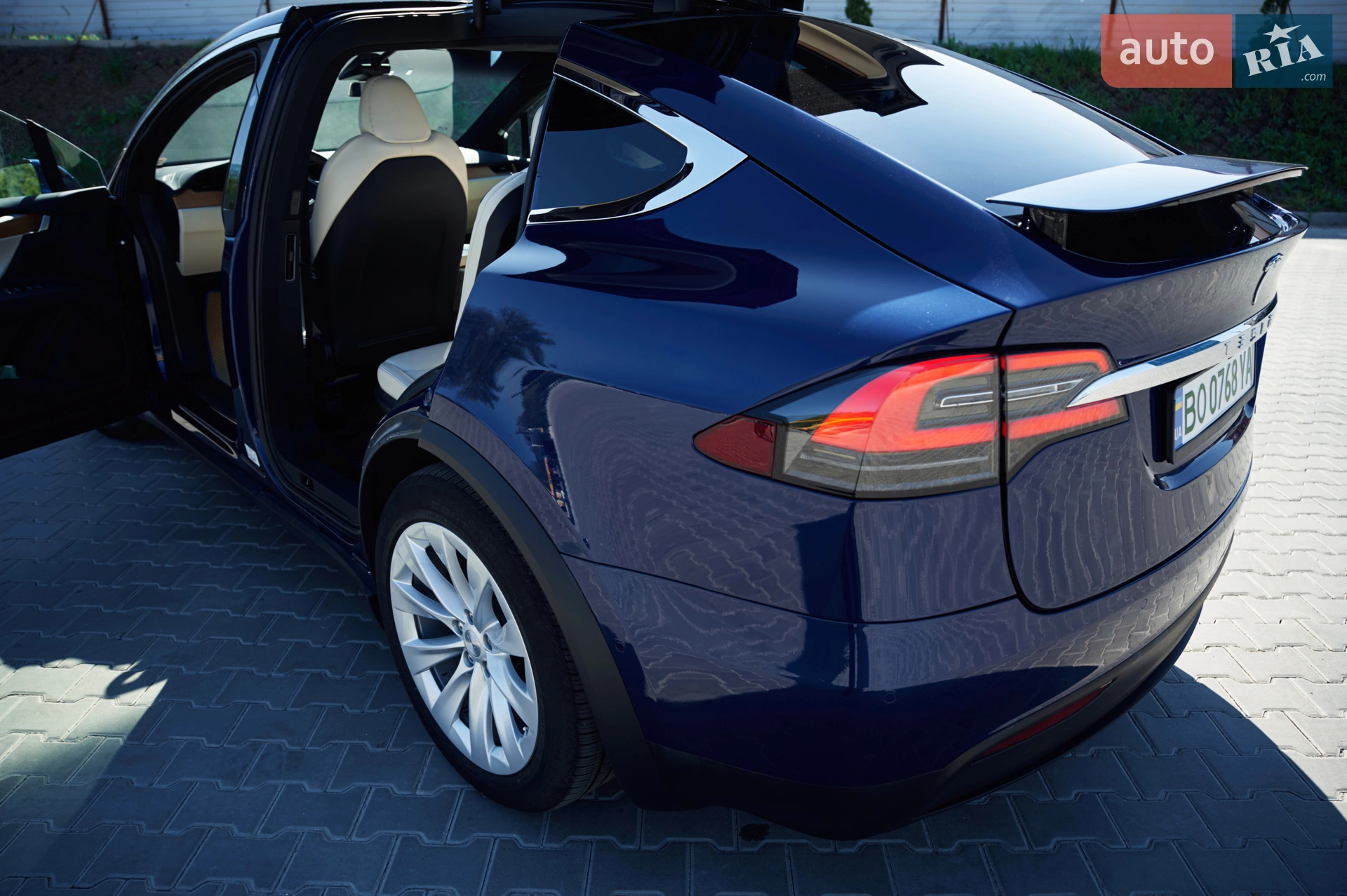 2020 Tesla Model X - мініатюра 4