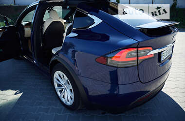 Позашляховик / Кросовер Tesla Model X 2020 в Тернополі