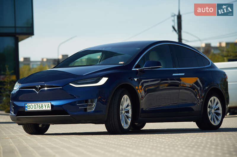 Внедорожник / Кроссовер Tesla Model X 2020 в Тернополе