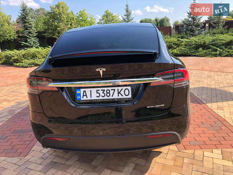 Внедорожник / Кроссовер Tesla Model X 2020 в Киеве