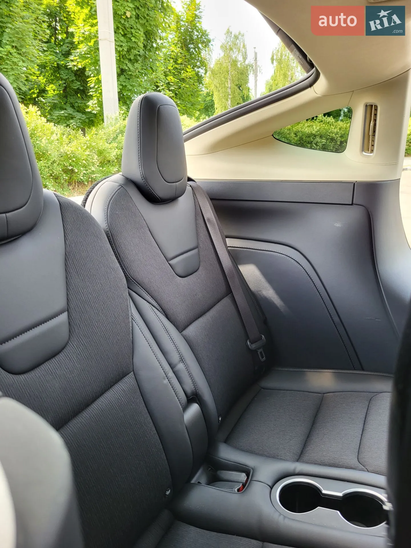 2016 Tesla Model X - мініатюра 42
