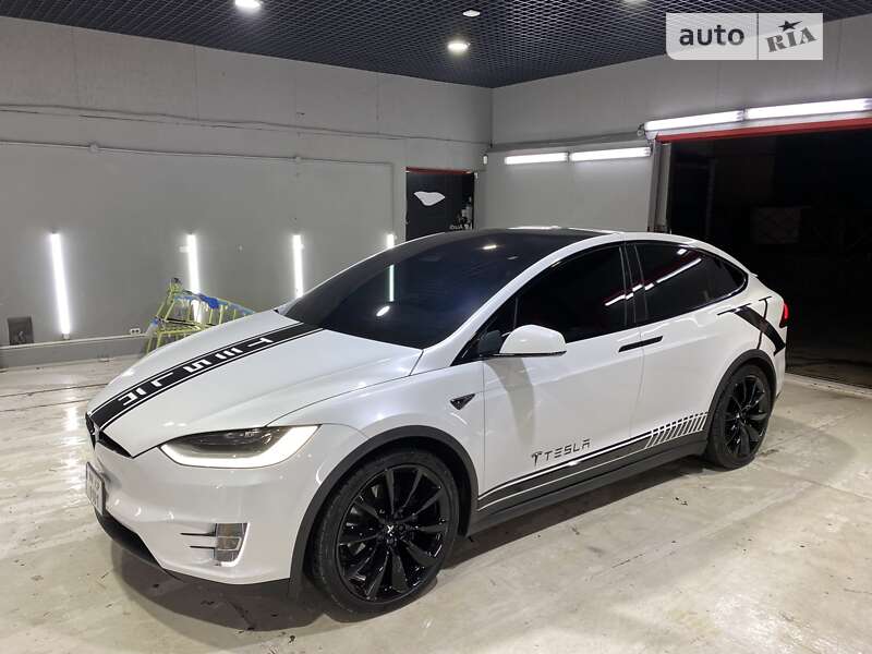 Позашляховик / Кросовер Tesla Model X 2019 в Одесі