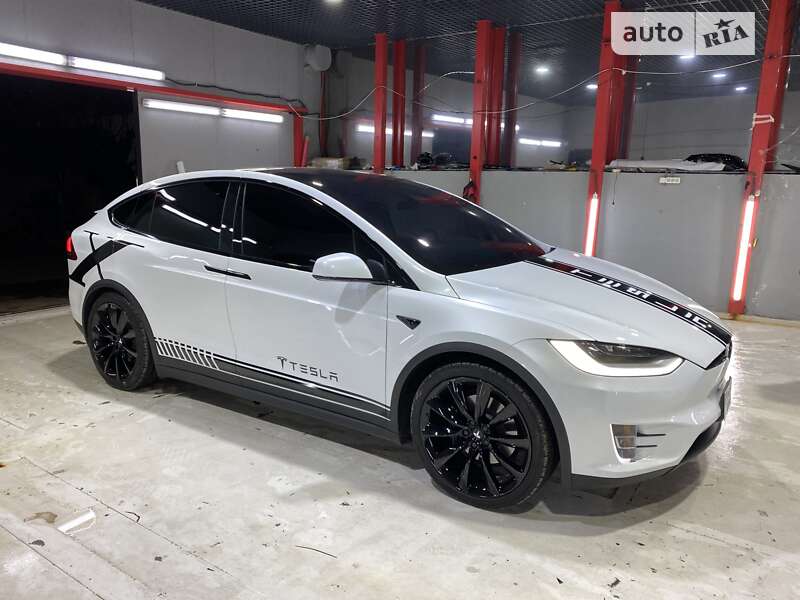 Позашляховик / Кросовер Tesla Model X 2019 в Одесі