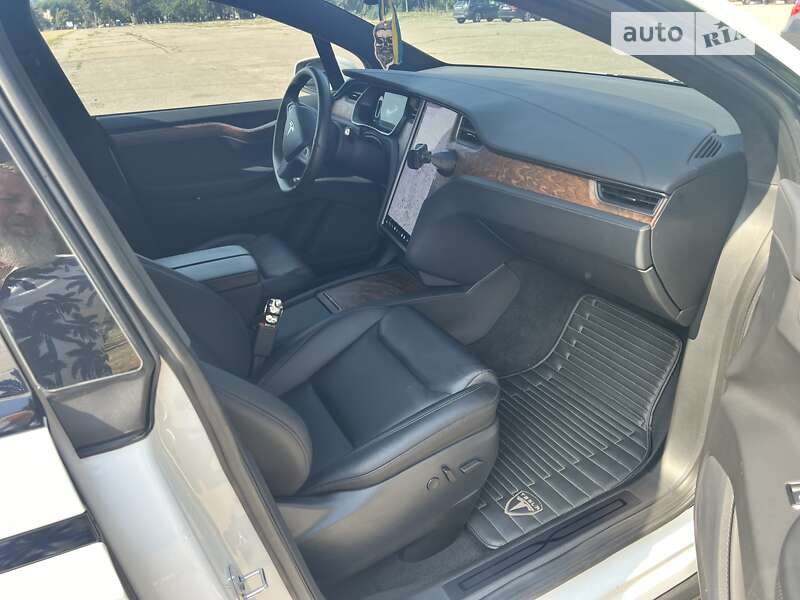 Позашляховик / Кросовер Tesla Model X 2019 в Одесі
