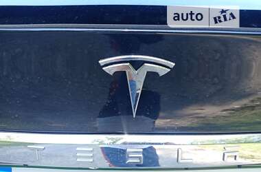Внедорожник / Кроссовер Tesla Model X 2017 в Коломые