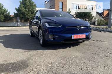 Позашляховик / Кросовер Tesla Model X 2016 в Києві