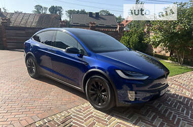 Позашляховик / Кросовер Tesla Model X 2019 в Львові