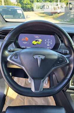 Внедорожник / Кроссовер Tesla Model X 2019 в Сокирянах