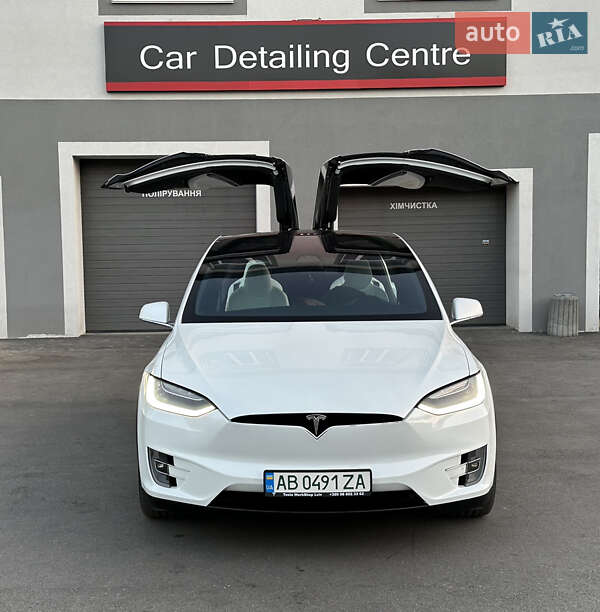 Внедорожник / Кроссовер Tesla Model X 2017 в Киеве