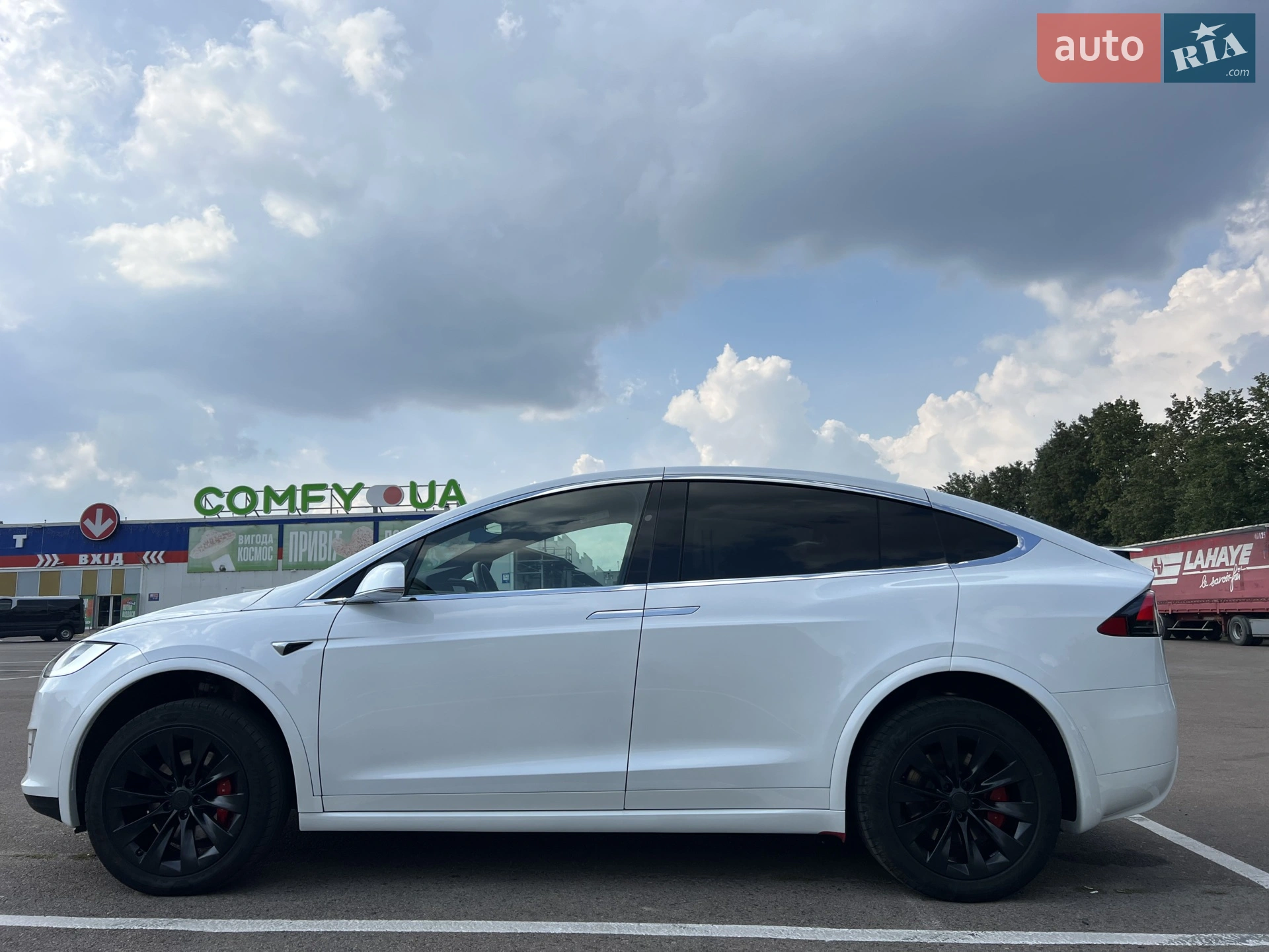 2020 Tesla Model X - мініатюра 10