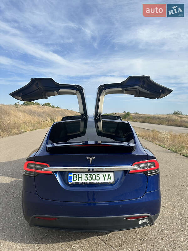 Внедорожник / Кроссовер Tesla Model X 2016 в Одессе