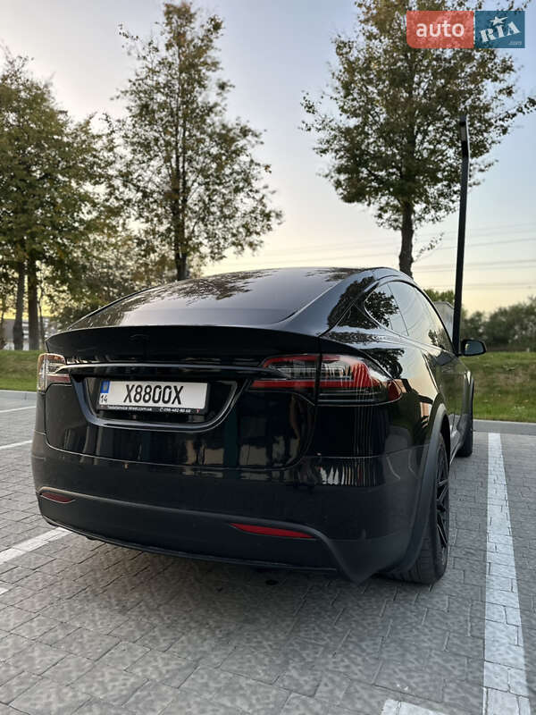 Внедорожник / Кроссовер Tesla Model X 2016 в Львове