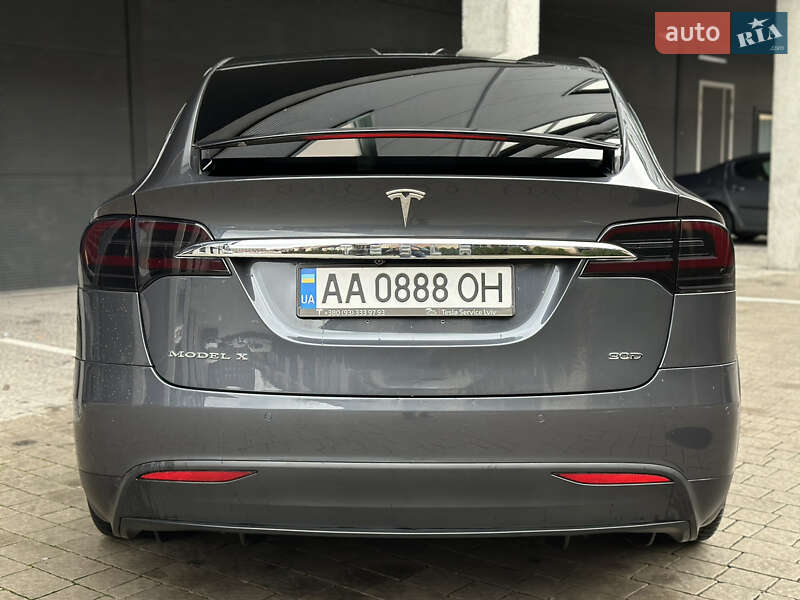 Позашляховик / Кросовер Tesla Model X 2016 в Львові
