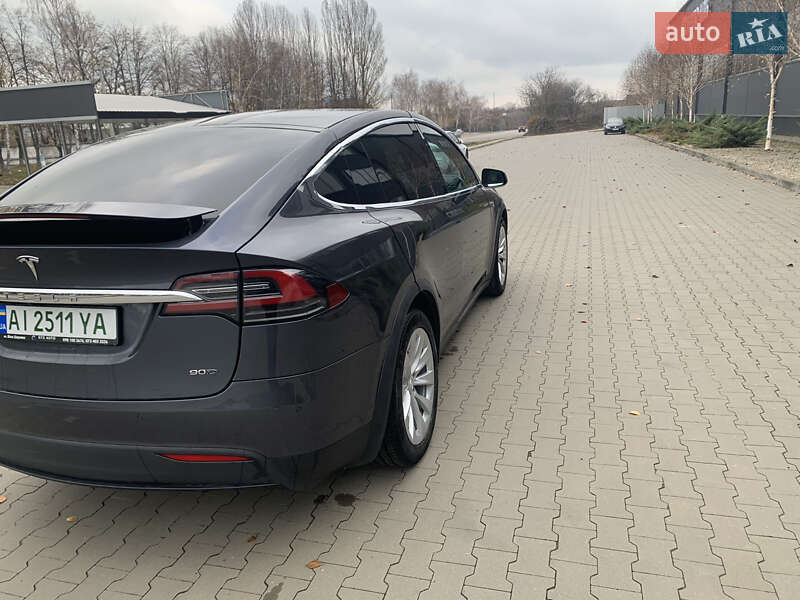 Внедорожник / Кроссовер Tesla Model X 2016 в Белой Церкви фото 4 Внедорожник / Кроссовер Tesla Model X 2016 в Белой Церкви